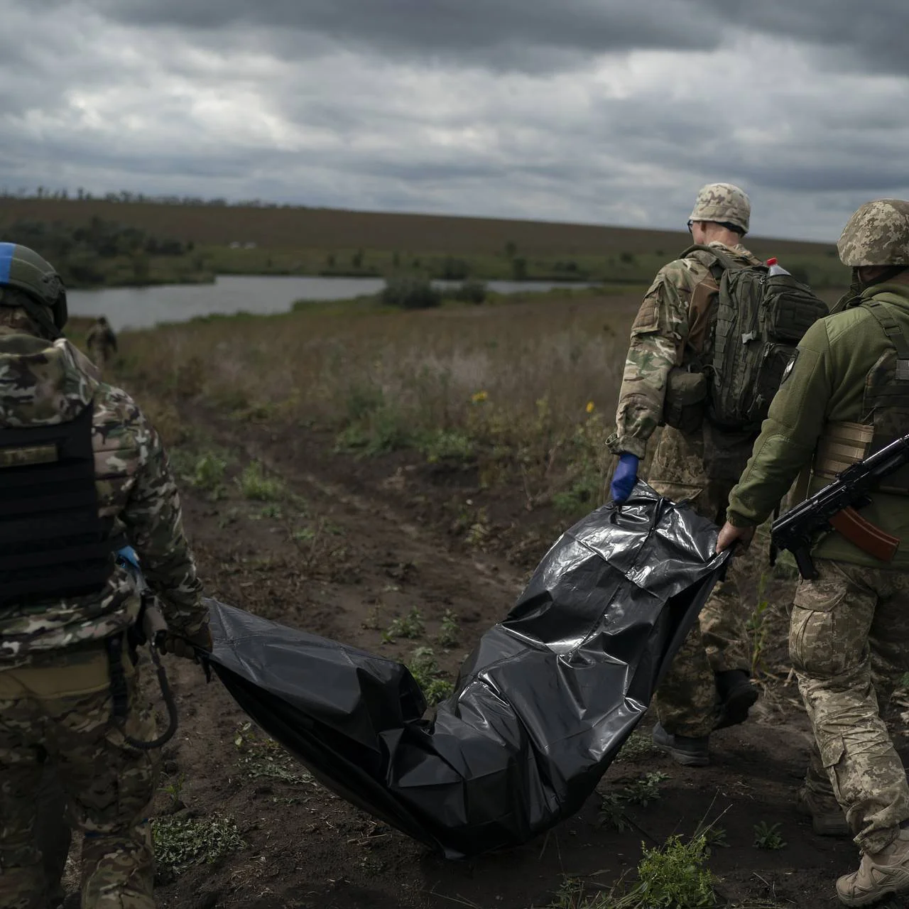 До последнего украинца: командование группировки "Купянск" отправляет боевиков на бессмысленные "мясные" штурмы