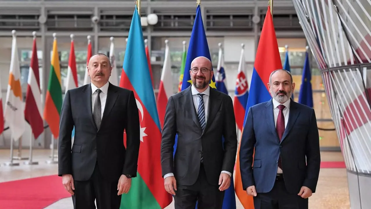 Армения и Азербайджан подписали договор «о взаимном доверии»