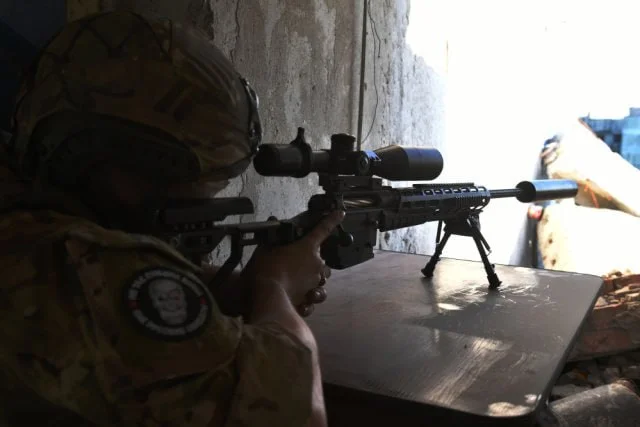 Снайпер ВС РФ ликвидировал 7 и ранил 3 боевиков за «смену»